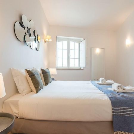 Alfama Modern Two-Bedroom Apartment W/ River View And Parking - By Lu Holidays Lisboa 外观 照片