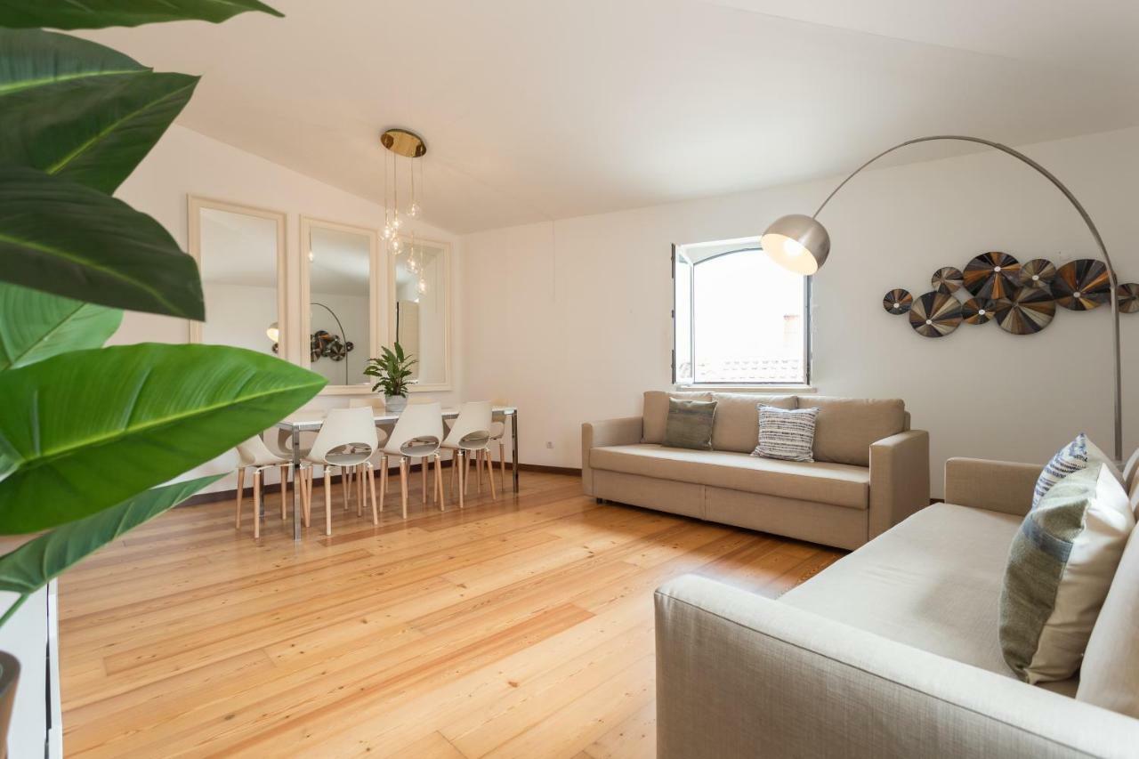 Alfama Modern Two-Bedroom Apartment W/ River View And Parking - By Lu Holidays Lisboa 外观 照片
